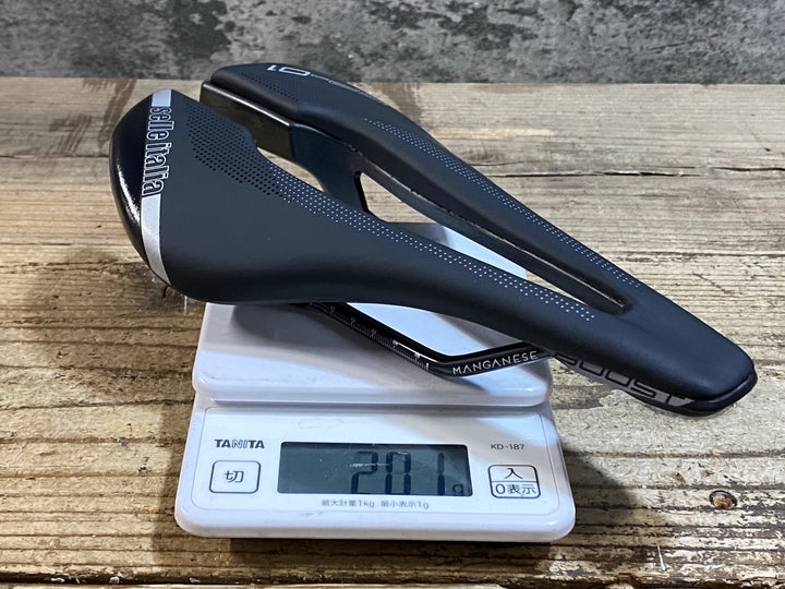 KC314 セライタリア selle italia SP-01 BOOST SUPERFLOW サドル 黒 MANGANESE レール L3