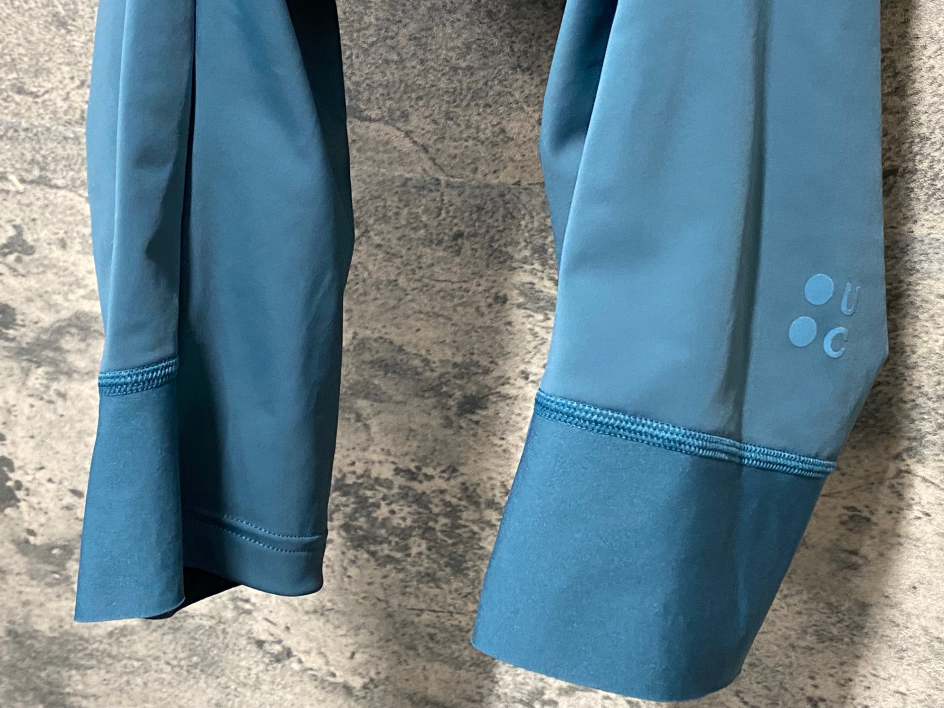KD159 ユニバーサルカラーズ Universal Colours Mono Bib Short ビブ