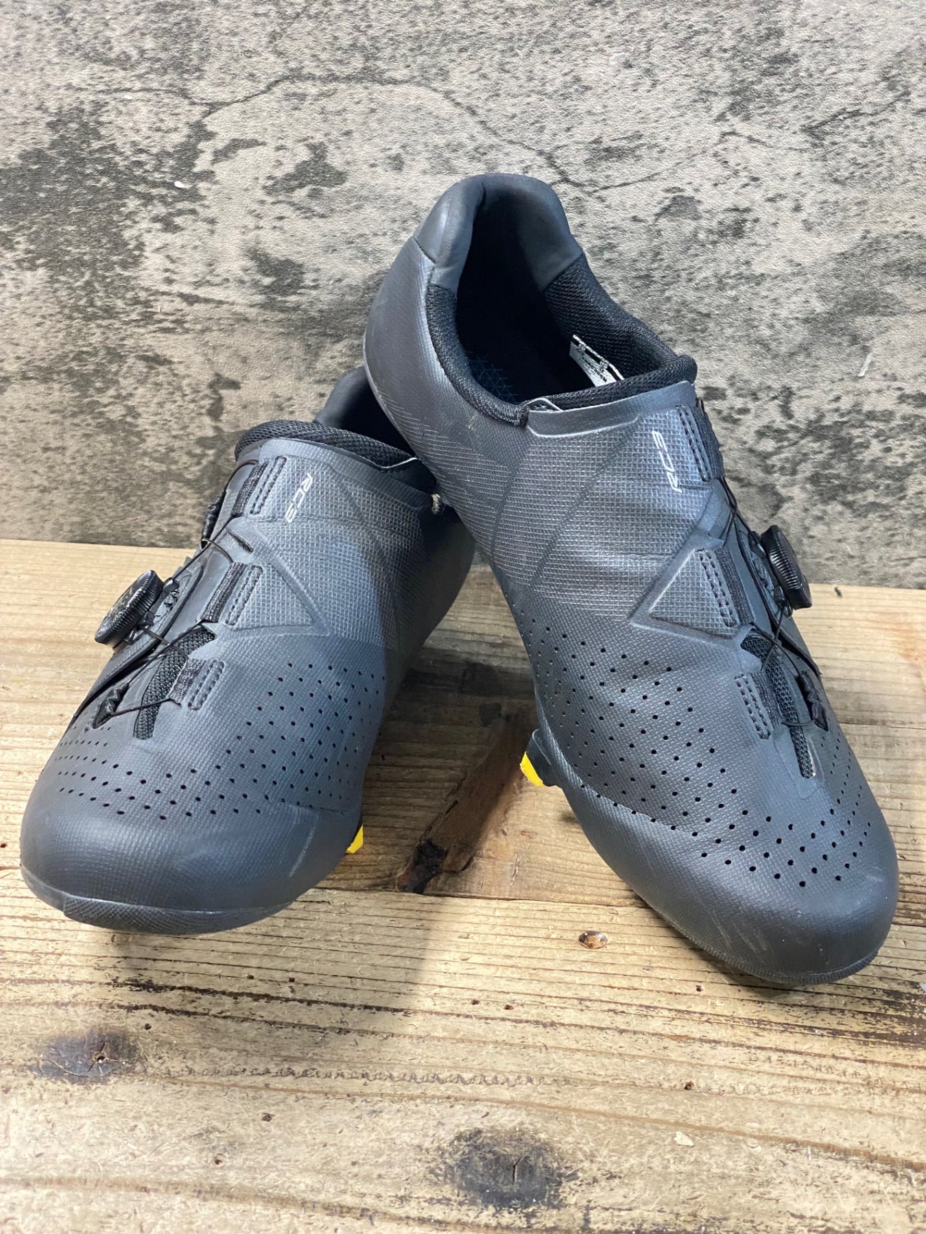 KC525 シマノ SHIMANO SH-RC300 SPD-SL ビンディングシューズ 43サイズ
