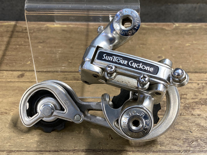 KP034 サンツアー SUNTOUR CYCLONE GT リアディレイラー ※クラックのためジャンク