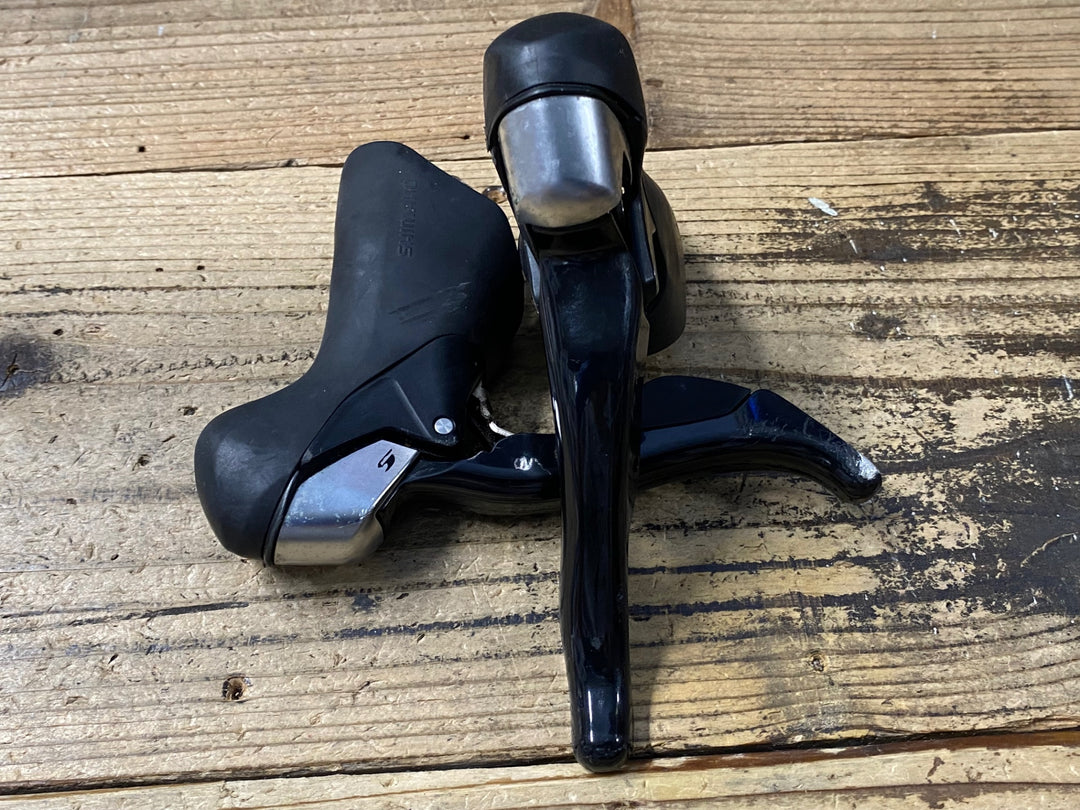 KL052 シマノ SHIMANO 105 ST-5700 STIレバー 2x10S