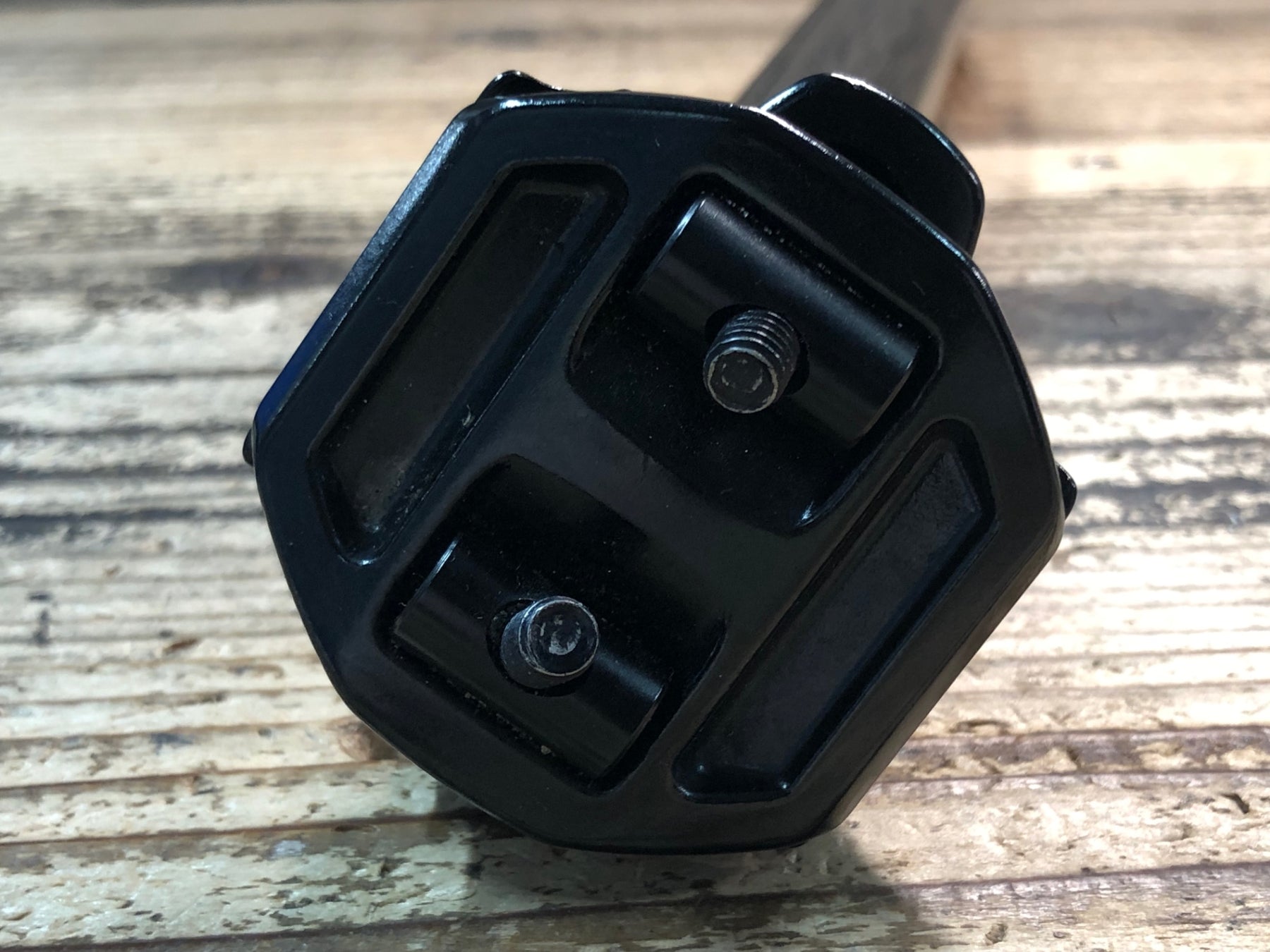 JN847 ボントレガー BONTRAGER プロ PRO カーボンシートポスト Φ27.2mm