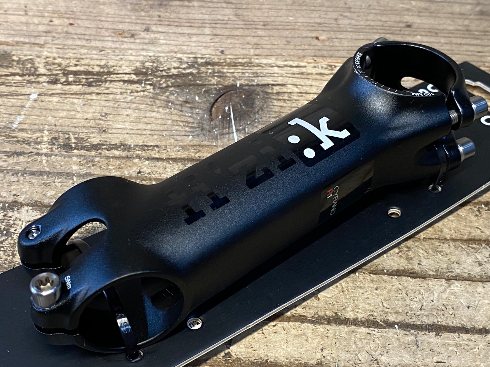 JA249 フィジーク fizik CYRANO STEM R1 ステム 120mm Φ31.8 OS – BICI