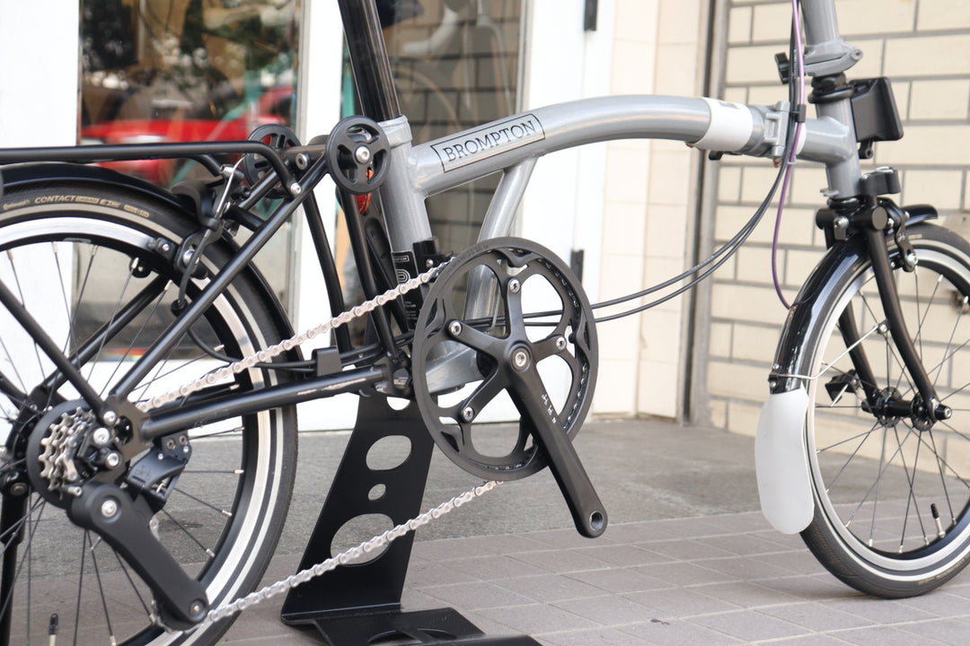 ブロンプトン BROMPTON P LINE URBAN MID M4R 2022モデル チタン ミニベロ 折り畳み 小径車 【横浜店】