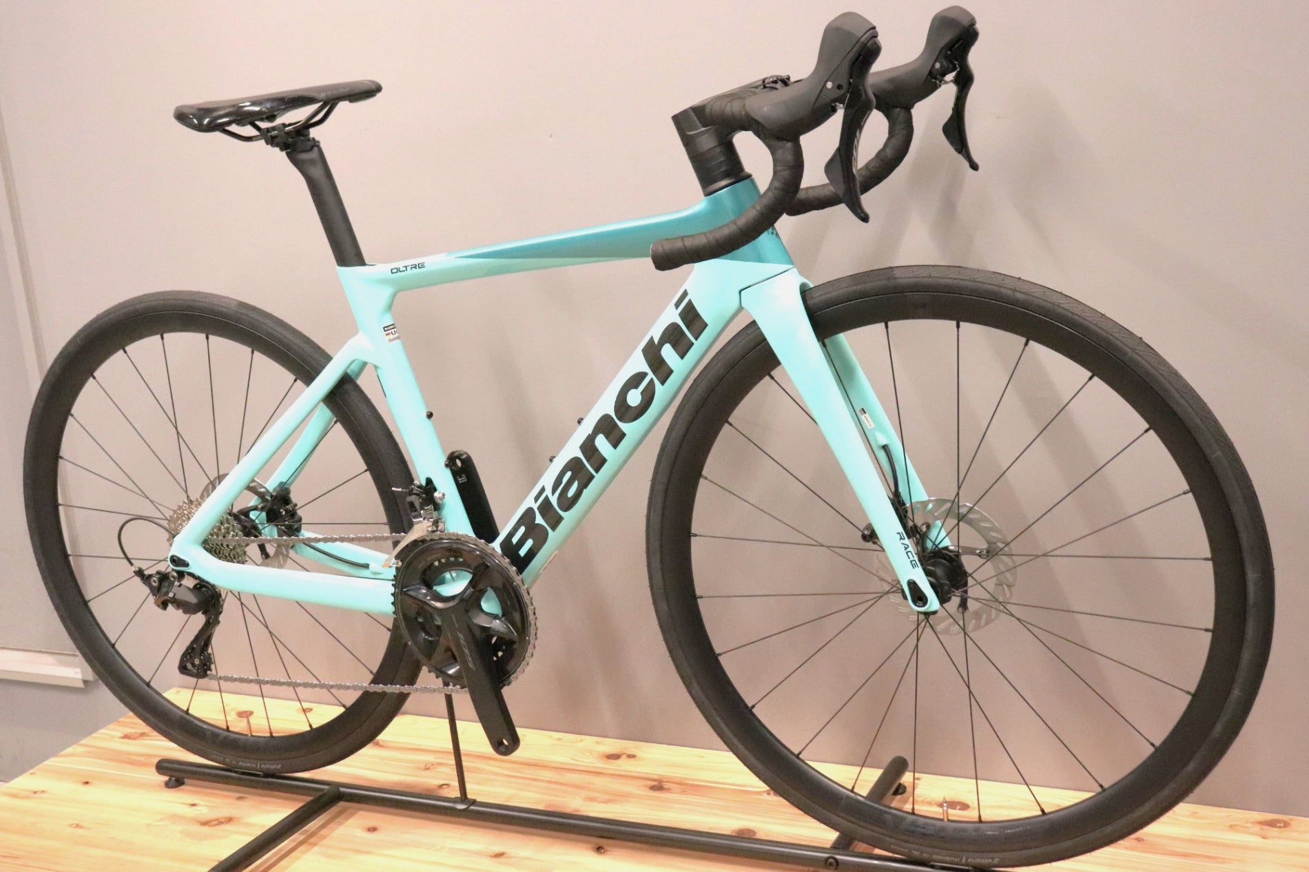 未使用 ビアンキ BIANCHI オルトレ レース OLTRE RACE 2026モデル 47