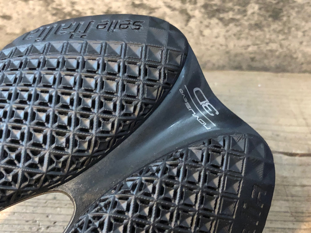 JW580 セライタリア selle italia ノヴァス NOVUS BOOST EVO 3D サドル カーボンレール 黒 145mm L3
