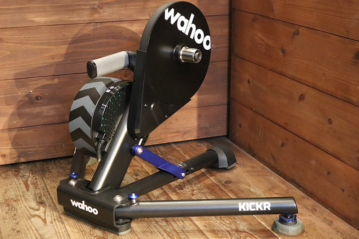 ワフー WAHOO キッカー KICKR V5 スマートトレーナー ローラー台 ZWIFT対応 KICKR  【東京南麻布店】