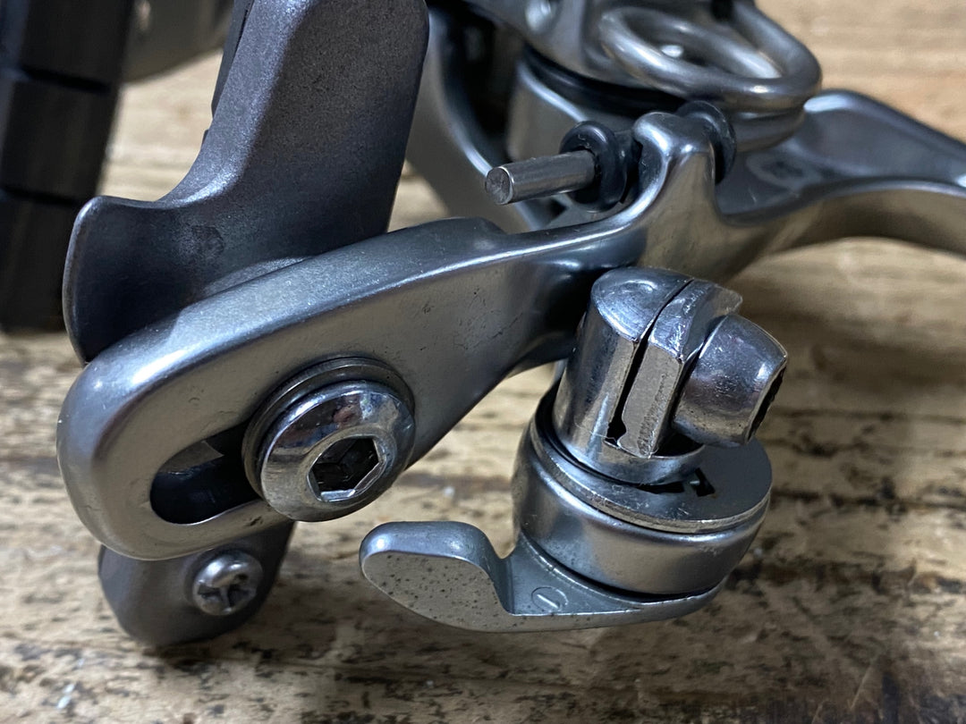 KC865 シマノ SHIMANO 105 BR-5600 ブレーキキャリパー 前後セット