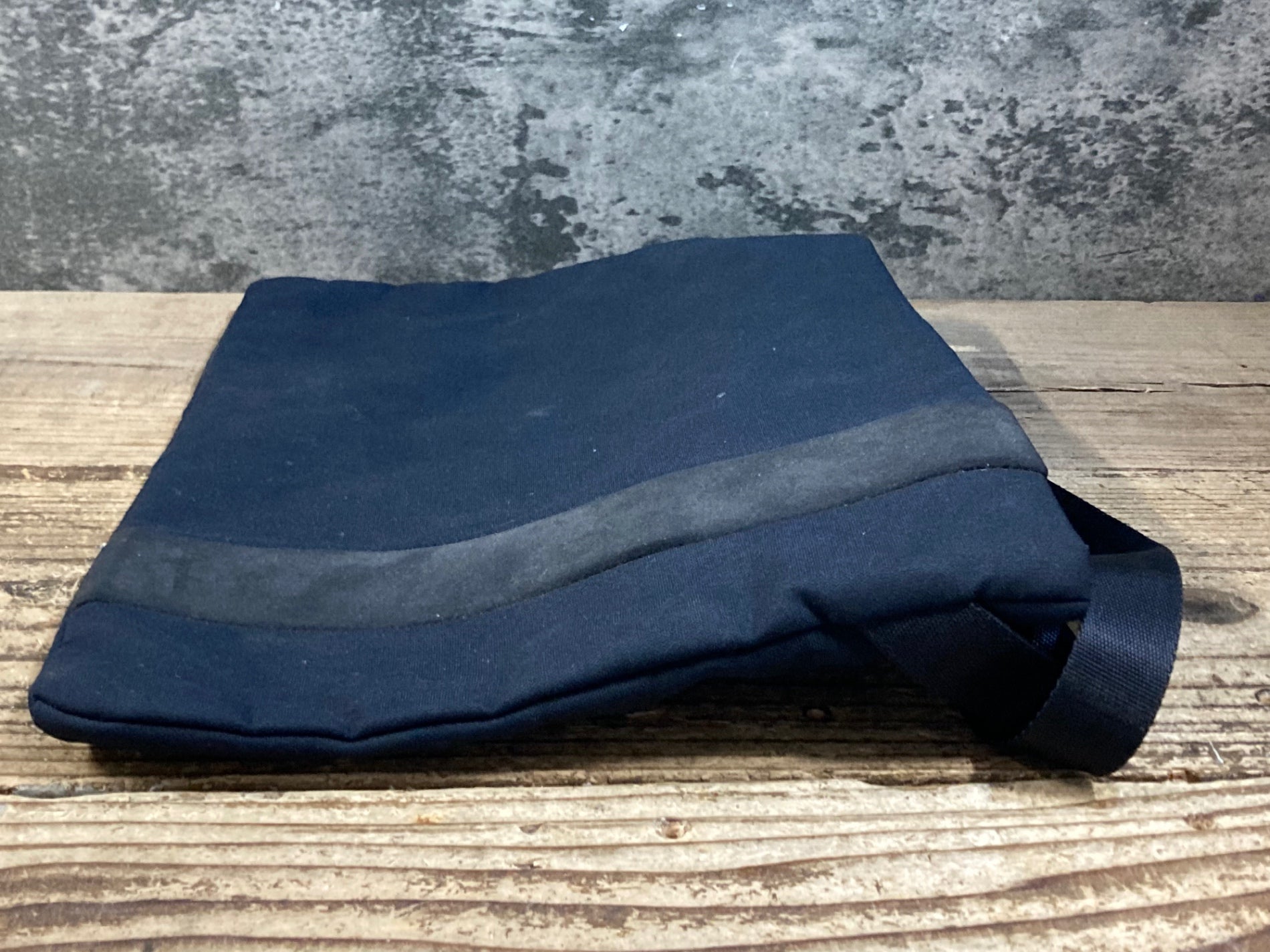 KD505 ラファ Rapha Musette サコッシュ 黒 ※スレ – BICI AMORE ONLINE