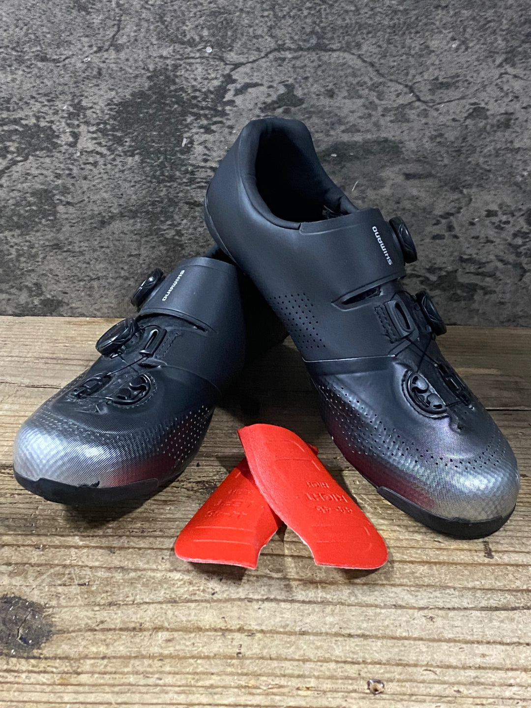 KG985 シマノ SHIMANO PC7 SHRC702M WIDE ビンディングシューズ 3穴 BOA シルバー 黒 EU44 ※ソール欠品