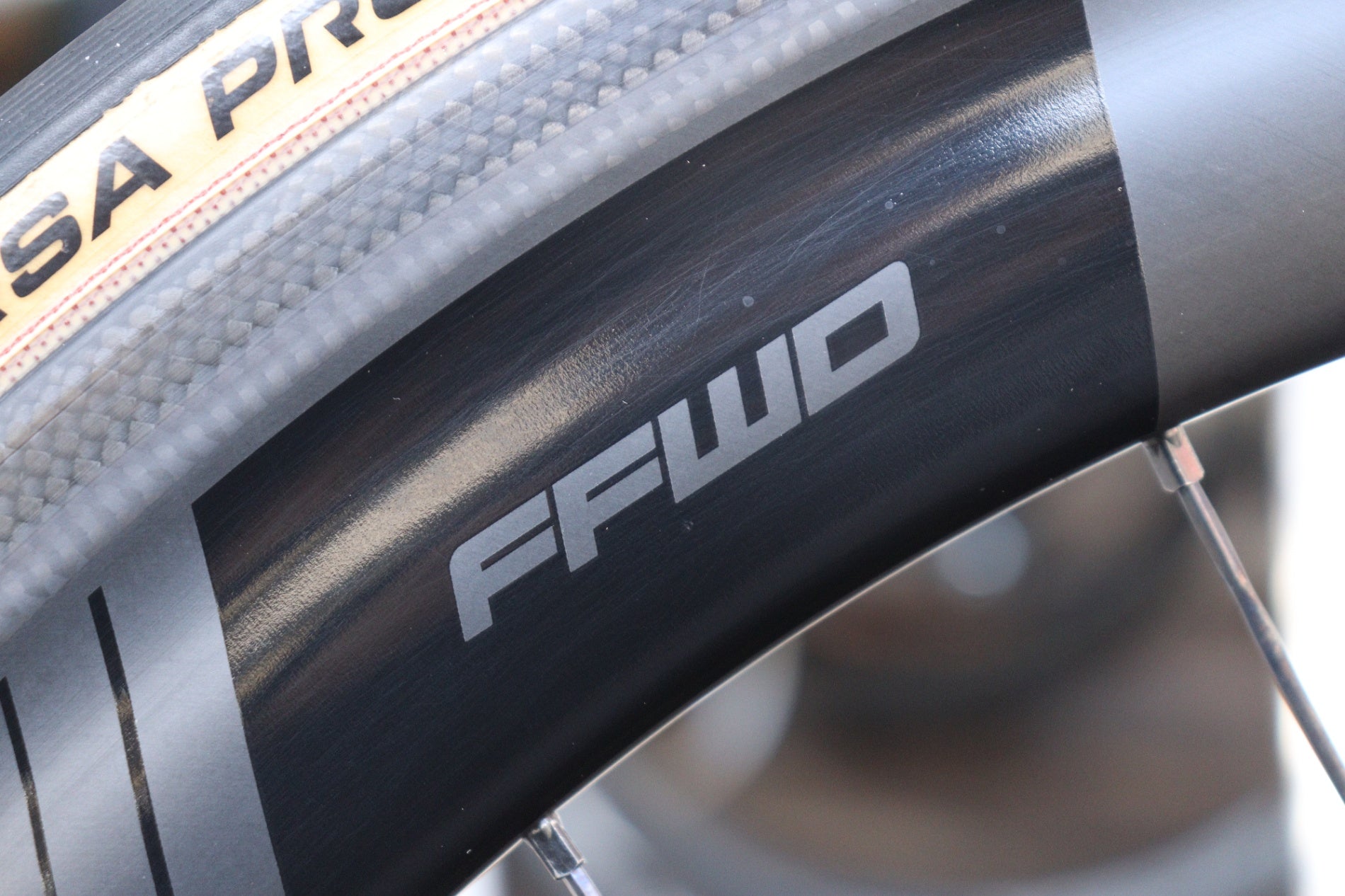 ファストフォワード FFWD F6R カーボン クリンチャー/チューブレス