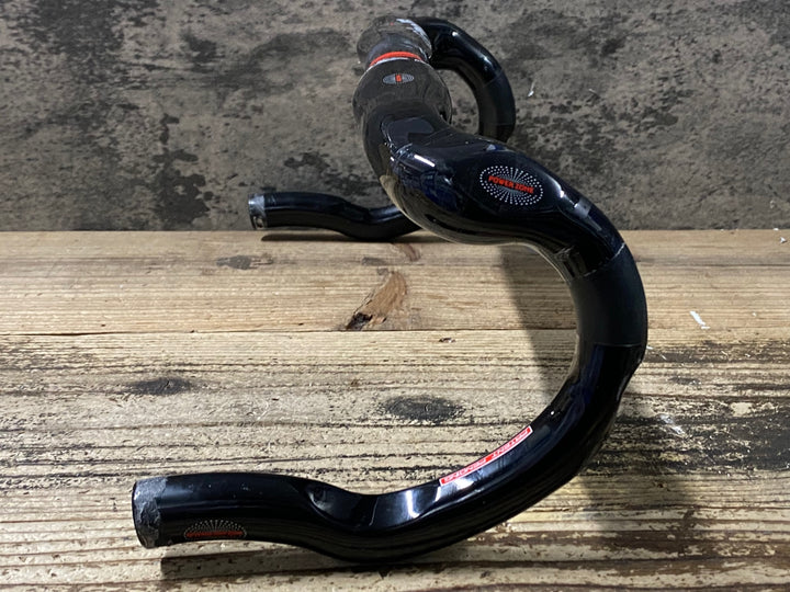 JQ041 チネリ Cinelli ネオモルフェ NEO MORPHE カーボン ドロップハンドル Φ31.8 エンドC-C400mm ※凹みのためジャンク