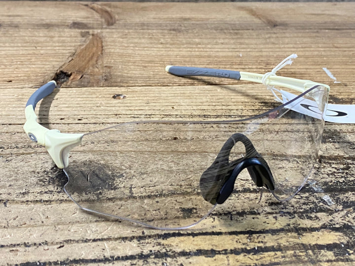 JV606 オークリー OAKLEY EV ZERO サングラス アイウェア 白 PHOTOCHROMIC ※フレーム日焼け