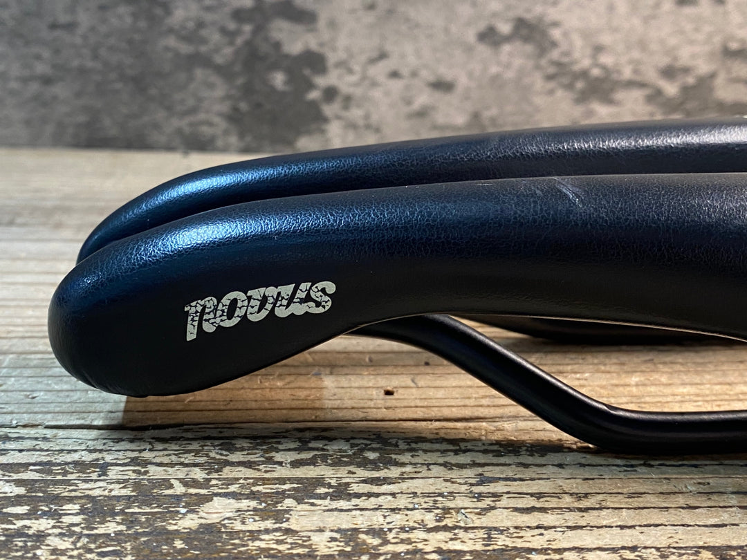 JJ061 セライタリア Selle ITALIA NOVUS BOOST サドル 黒 FEC ALLOYレール