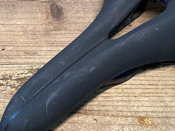 JK658 フィジーク fizik アリアンテ ALIANTE R1 サドル カーボンレール REGULAR 黒