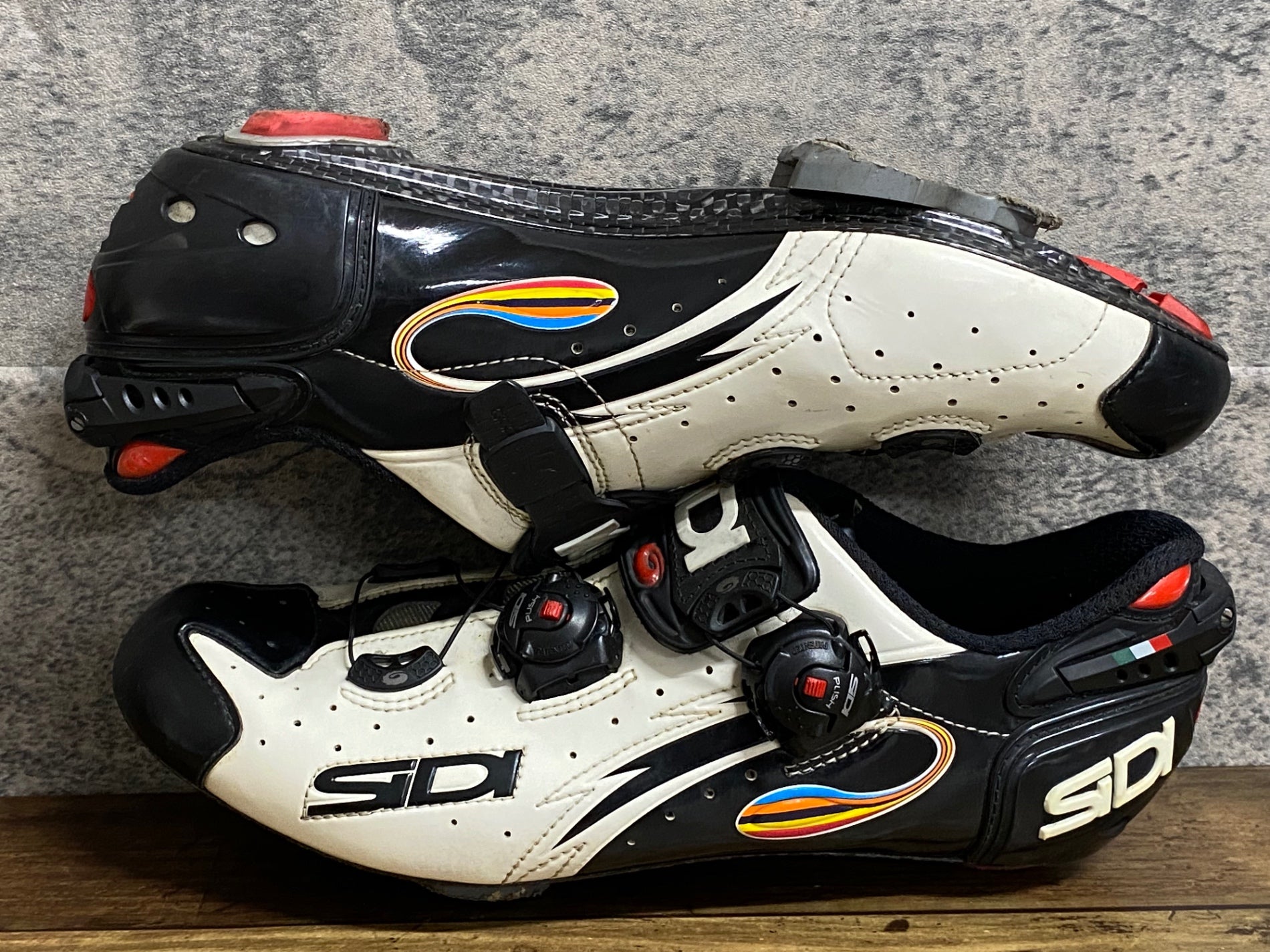 KD146 シディ SIDI ワイヤー WIRE CARBON ビンディングシューズ 3穴 白