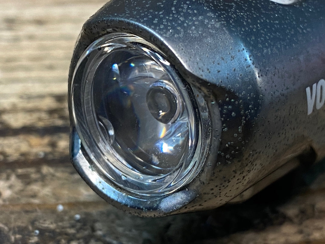 IU832 キャットアイ CAT-EYE ボルト VOLT 300 LED フロントライト 点灯確認済み