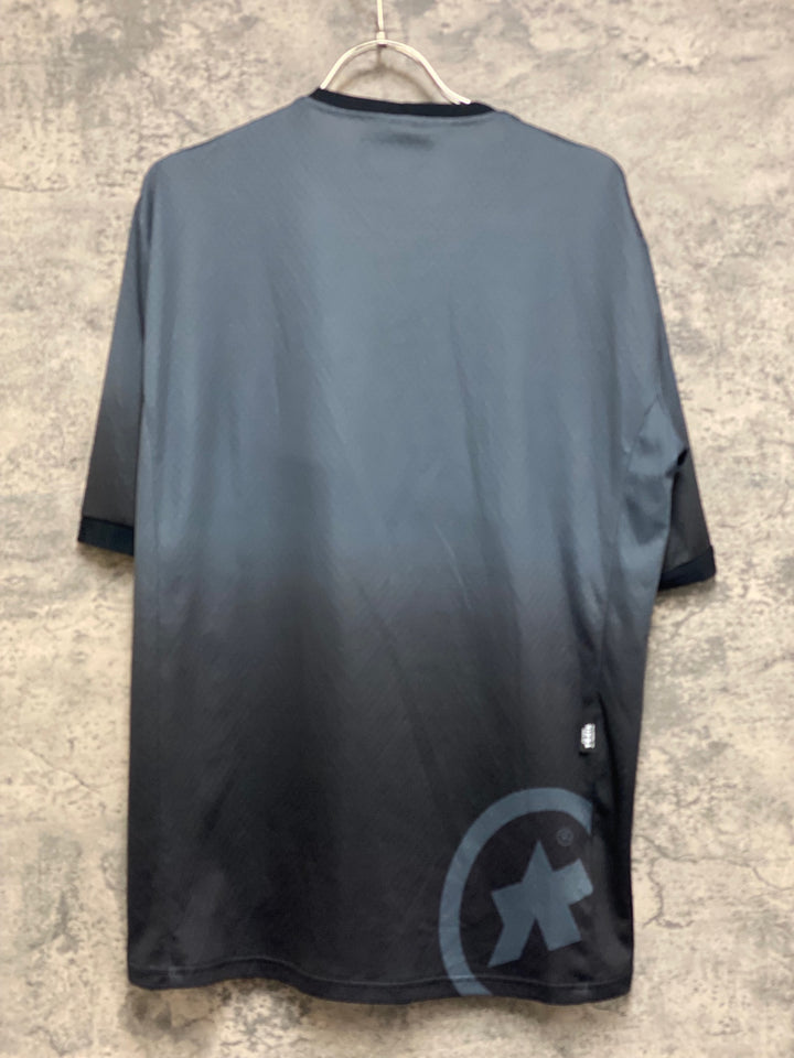 JM775 アソス ASSOS OFFROAD 半袖 トレイル ドライTシャツ グレー 黒 M