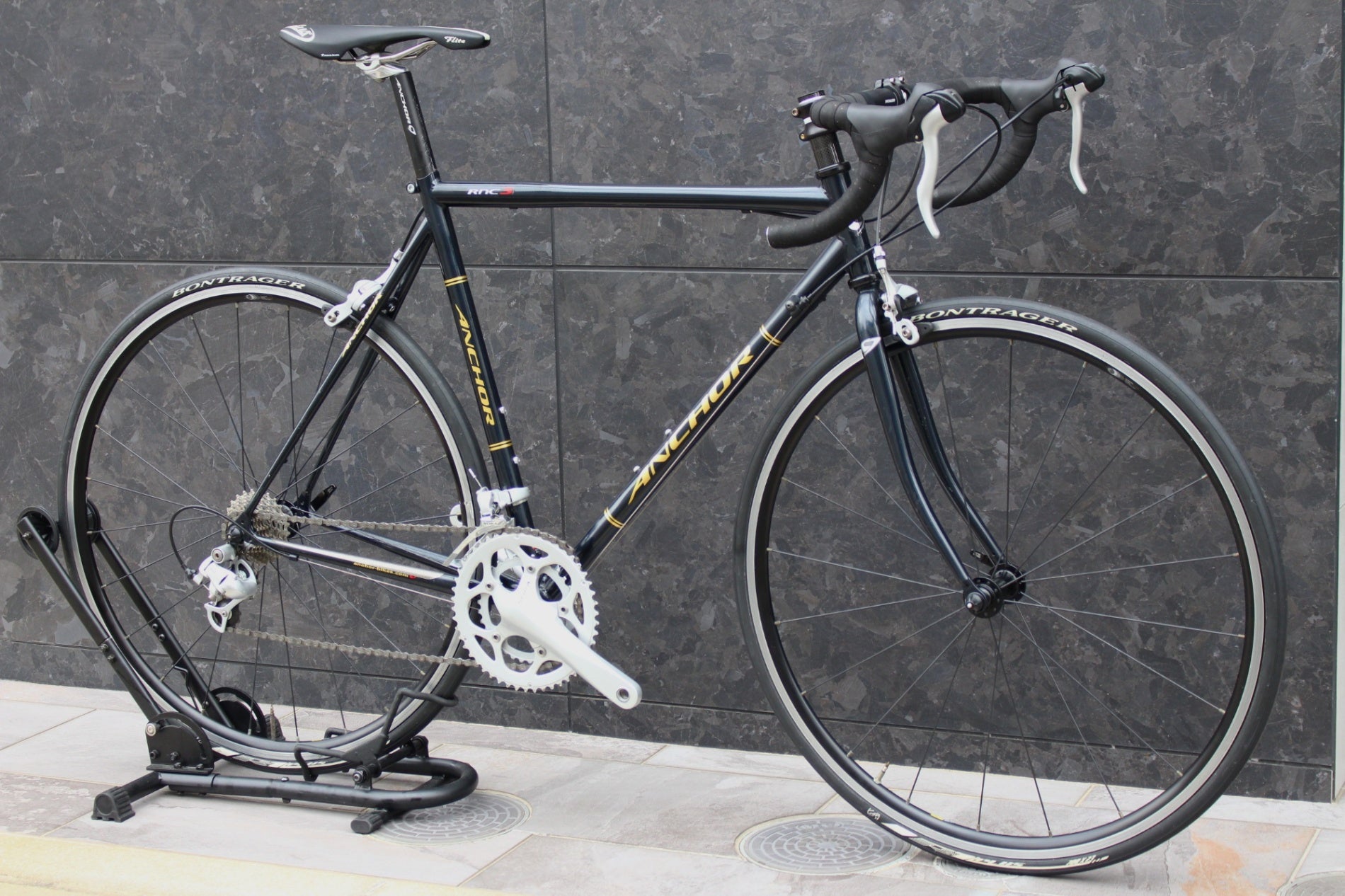 アンカー ANCHOR RNC3 550サイズ シマノ ソラ 9S 3400 クロモリ ロード