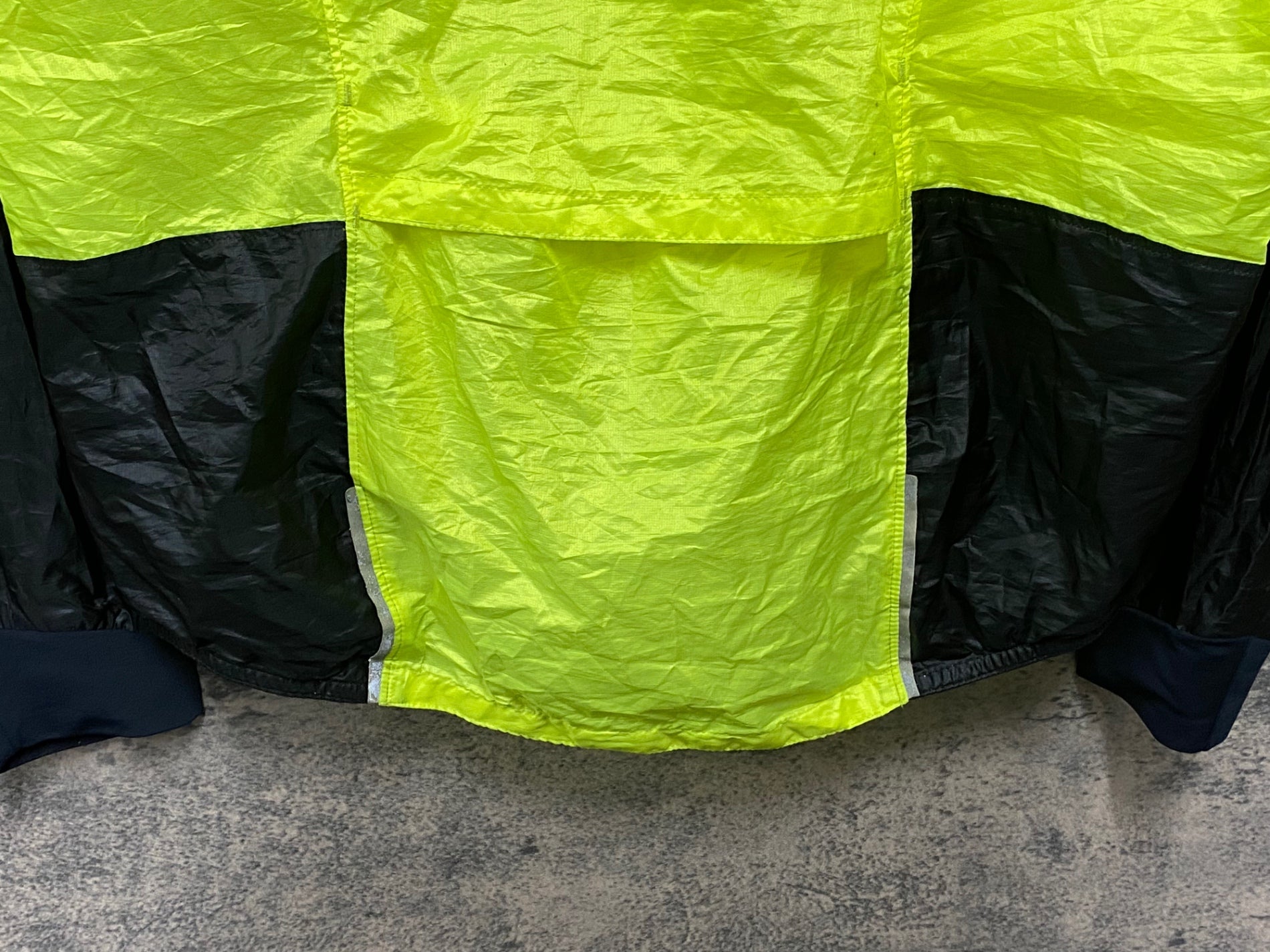 JW565 パールイズミ PEARL iZUMi 長袖 ウィンドブレーカー 黄 L – BICI