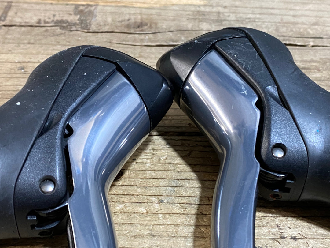 KB723 シマノ SHIMANO 105 ST-5600 STIレバー 左右セット ※右レバー変速不良のためジャンク