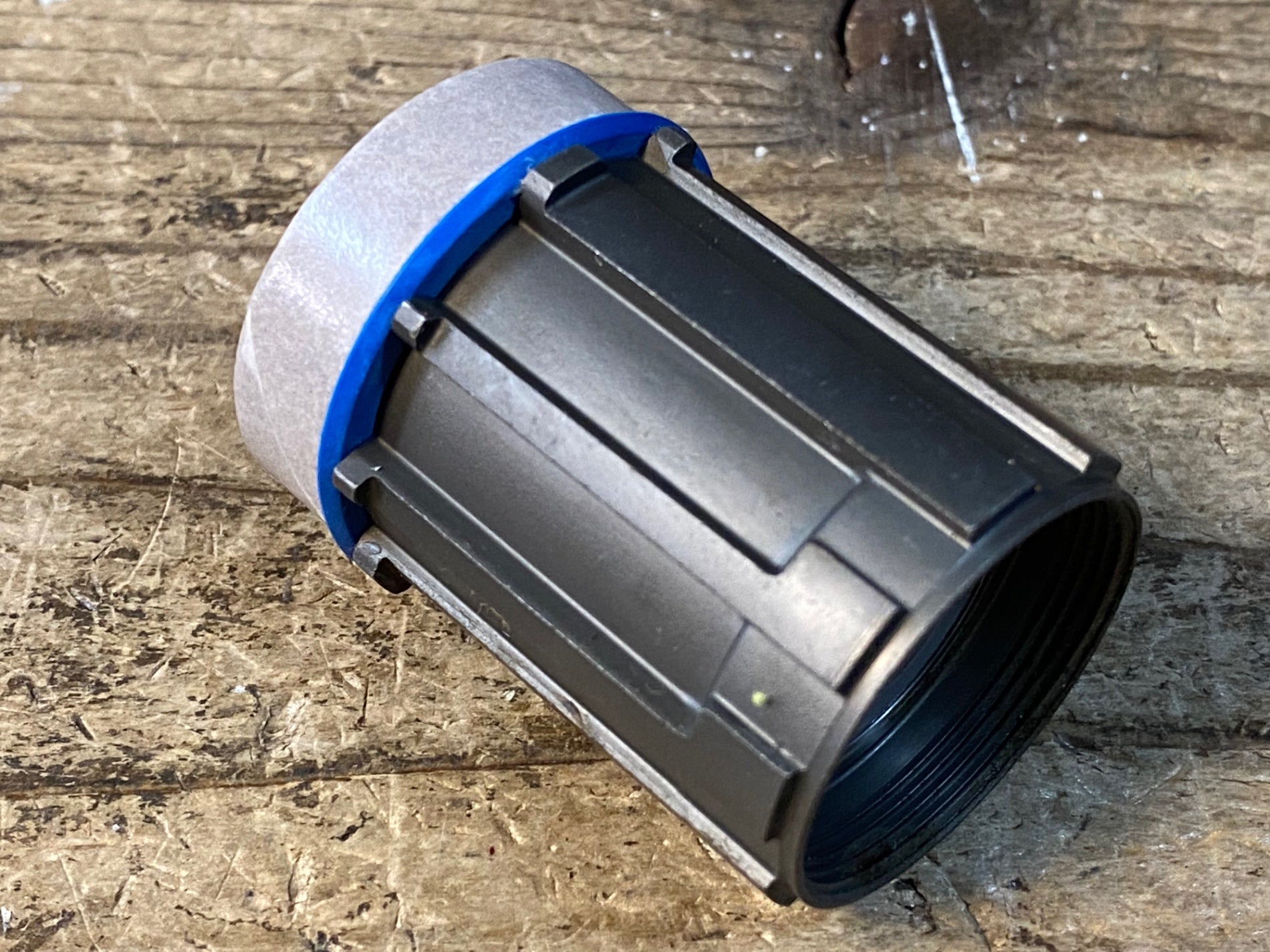 JI966 カンパニョーロ CAMPAGNOLO FH-BU015X1 フリーボディ 鉄