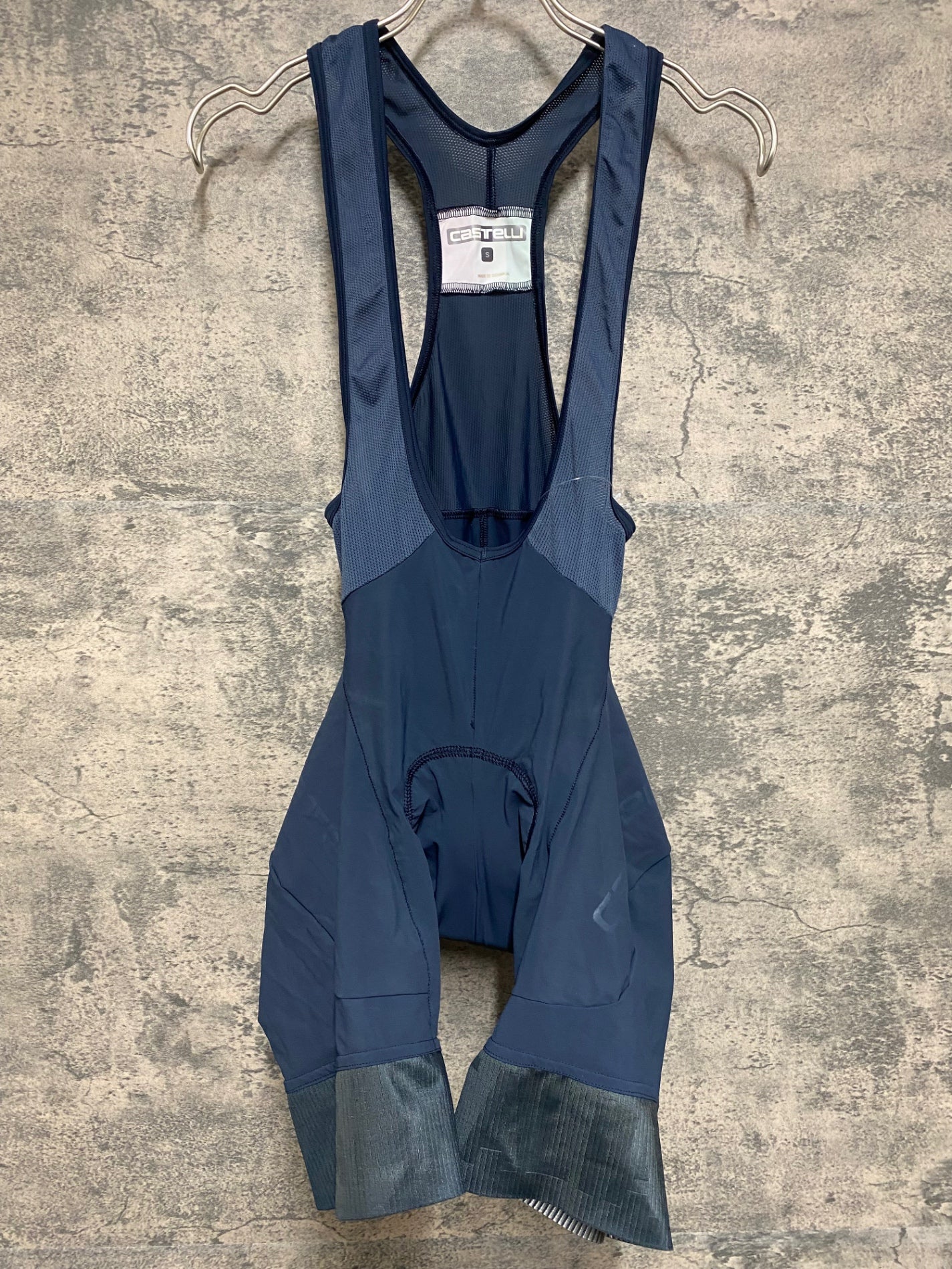 新品ビブショーツ　SUAREZ　ネイビー（S） 新品ビブショーツ SUAREZ ネイビー（S）