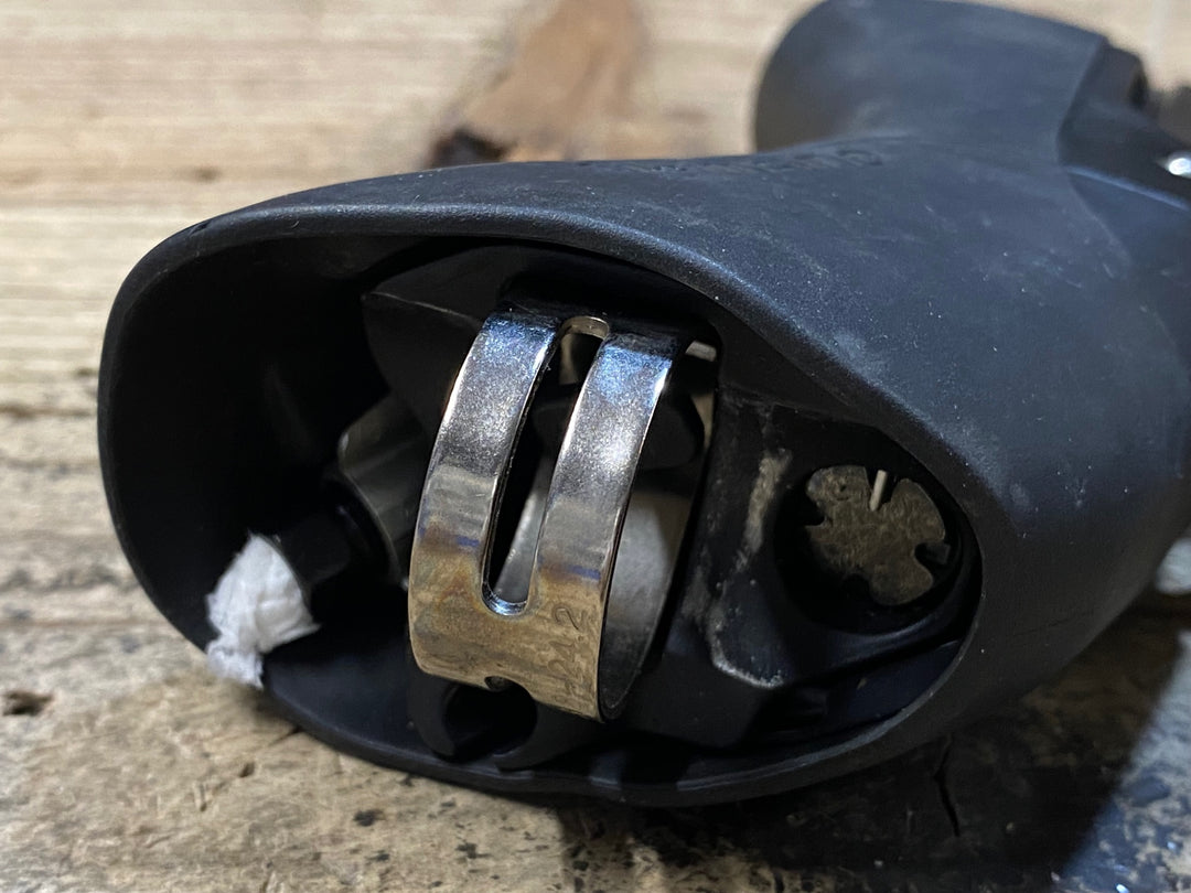 JX415 シマノ SHIMANO ST-RS685 STIレバー 右