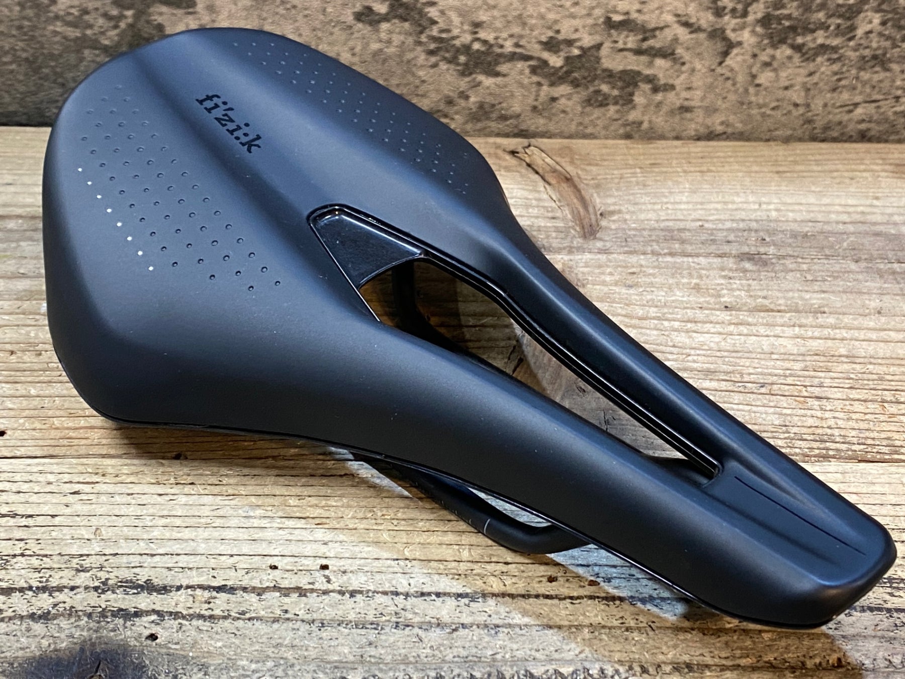 JX799 フィジーク fizik テンポ アルゴ TEMPO ARGO R5 サドル スチール