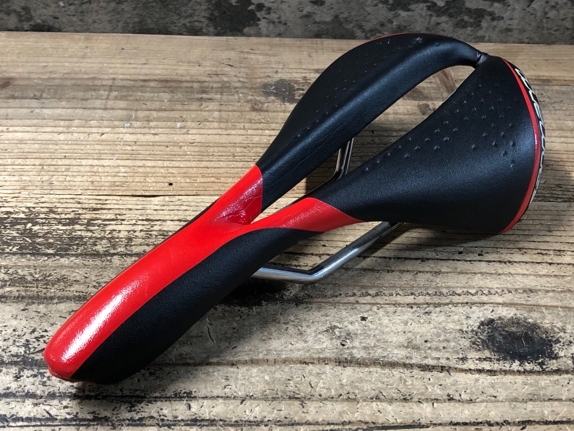 KA908 セラサンマルコ selle san marco マントラ MANTRA RACiNG サドル