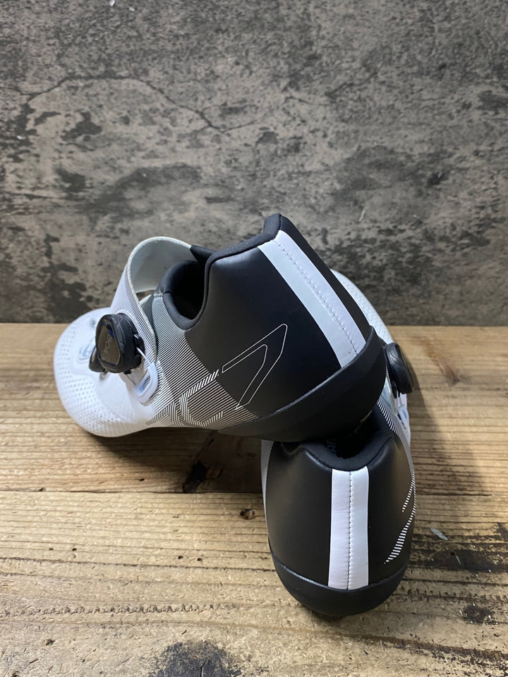 KN119 シマノ SHIMANO RC7 SHRC702M W01E ビンディングシューズ 3穴 BOA 白 EU43