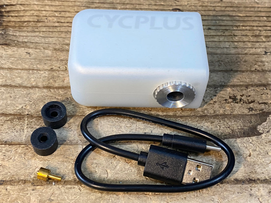 JX044 CYCPLUS AS2 電動空気入れ 携帯ポンプ シルバー 動作確認済み