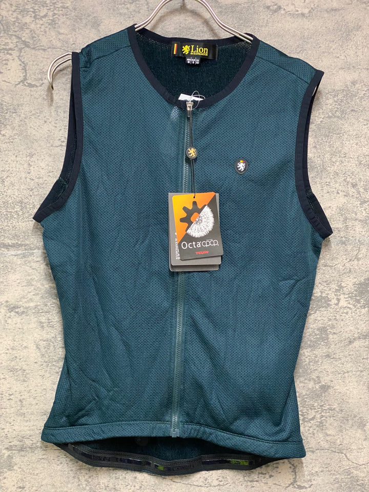 JY899 リオンドカペルミュール Lion de KAPELMUUR OCTA メッシュジレ インナーベスト 緑 M 裏起毛 未使用