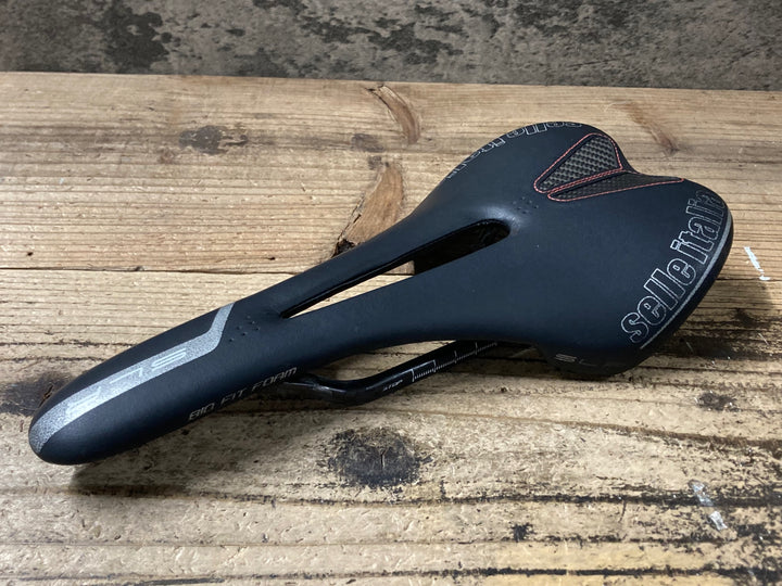 KC743 セライタリア Selle Italia SLR KIT CARBONIO FLOW サドル カーボンレール 黒