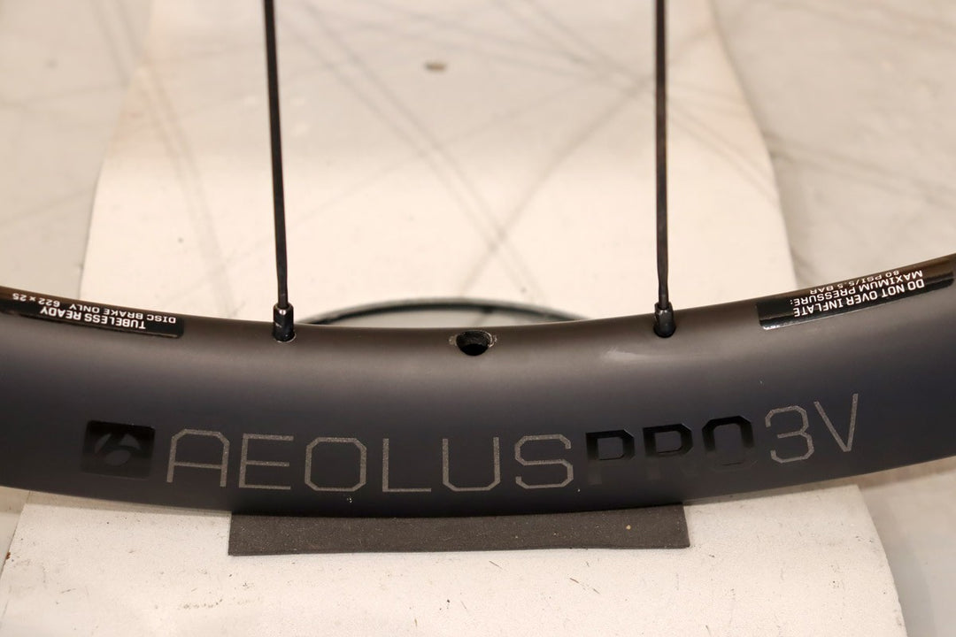 ボントレガー BONTRAGER アイオロス プロ Aeolus PRO 3V カーボン ディスク フロントホイール 【千葉店】