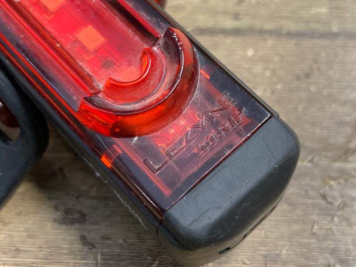 KR421 レザイン LEZYNE STRIP REAR150 テールライト 点灯確認済み
