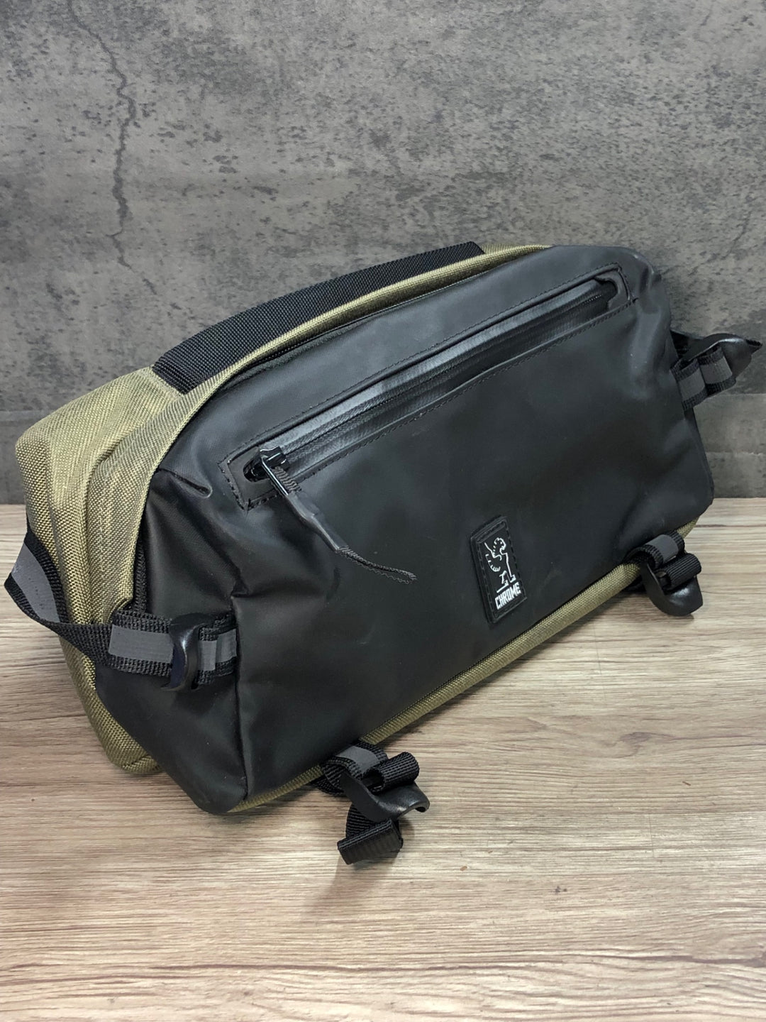 JS009 クローム CHROME KOVAC SLING ショルダーバッグ 黒 カーキ