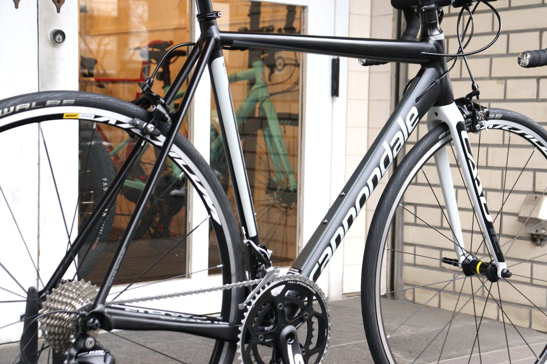 キャノンデール CANNONDALE キャド CAAD12 2016モデル 54サイズ シマノ 105 5800 MIX 11S アルミ ロードバイク 【横浜店】