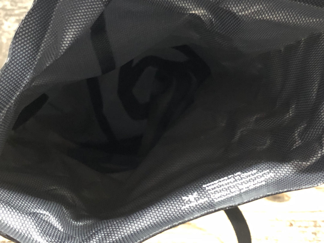 KM879 アピデュラ APIDURA EXPEDITION HANDLEBARBAG ハンドルバーバッグ