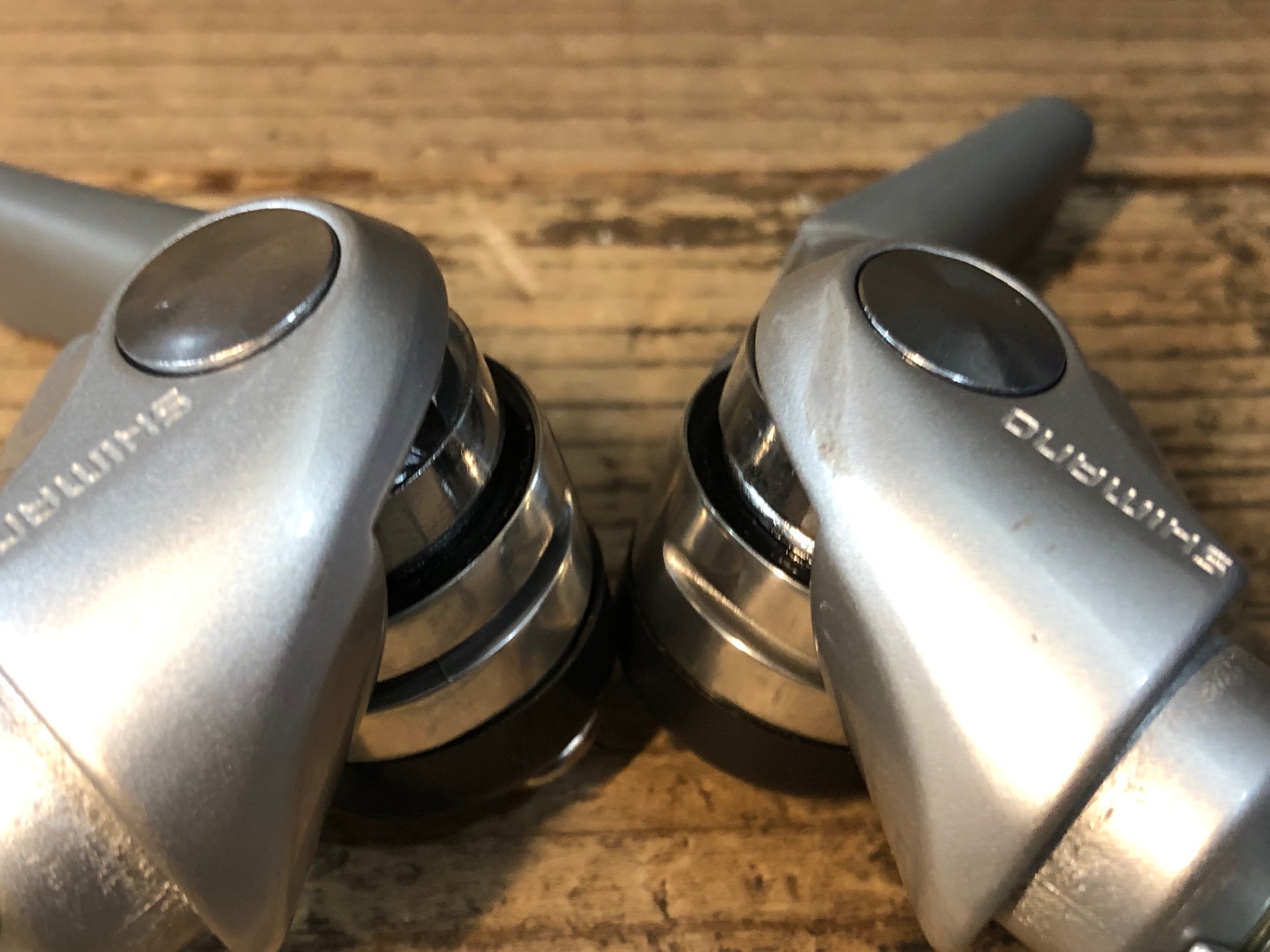 JT976 シマノ SHIMANO SL-BS77 バーエンドシフター バーコン 左右