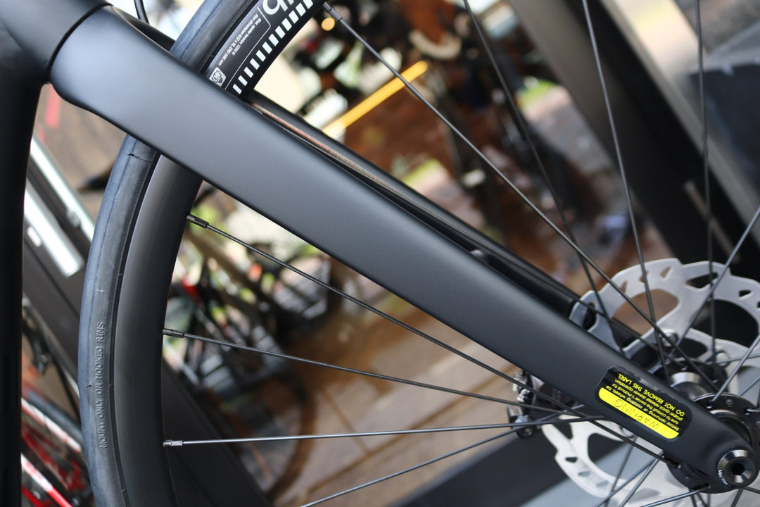 未使用 キャノンデール CANNONDALE CAAD13 DISC 2024モデル 56サイズ シマノ 105 R7120 12S アルミ ロードバイク 【東京南麻布店】