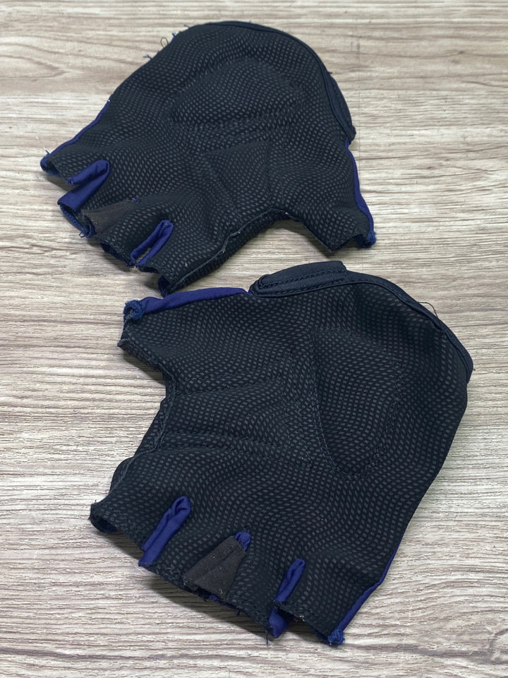 JN362 GripGrab 指切り グローブ 紺 黒 M