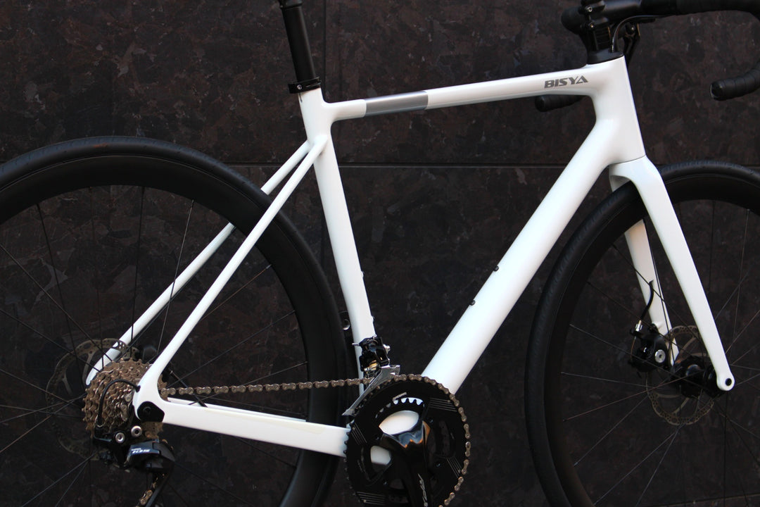 未使用品！ ビシャ 毘沙 四号機 BIS004 Mサイズ シマノ 105 R7000 MIX 11S 機械式DISC カーボン ロードバイク 【福岡店】