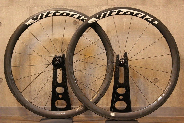 ヴィットリア VITTORIA イリュージョン ELUSION CARBON 42 カーボン チューブレスレディ シマノ 11/12S ワイドリム 17C【名古屋店】