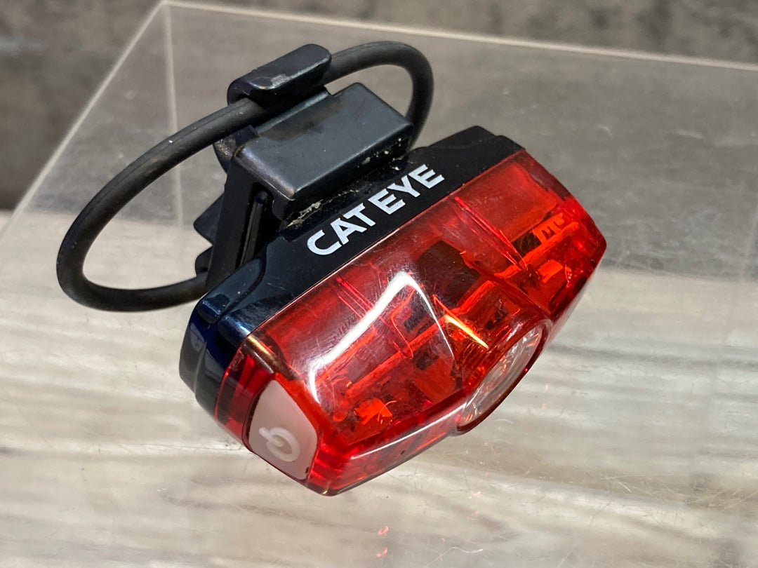 JU671 キャットアイ CATEYE GVOLT70 TL-LD620 ライト 点灯確認済