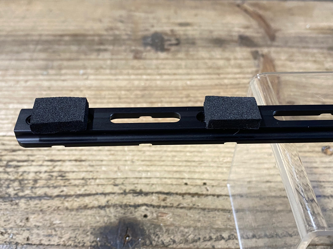 KA979 ウルフトゥース WOLF TOOTH B-RAD 4 mounting bases ケージベース 全長307mm