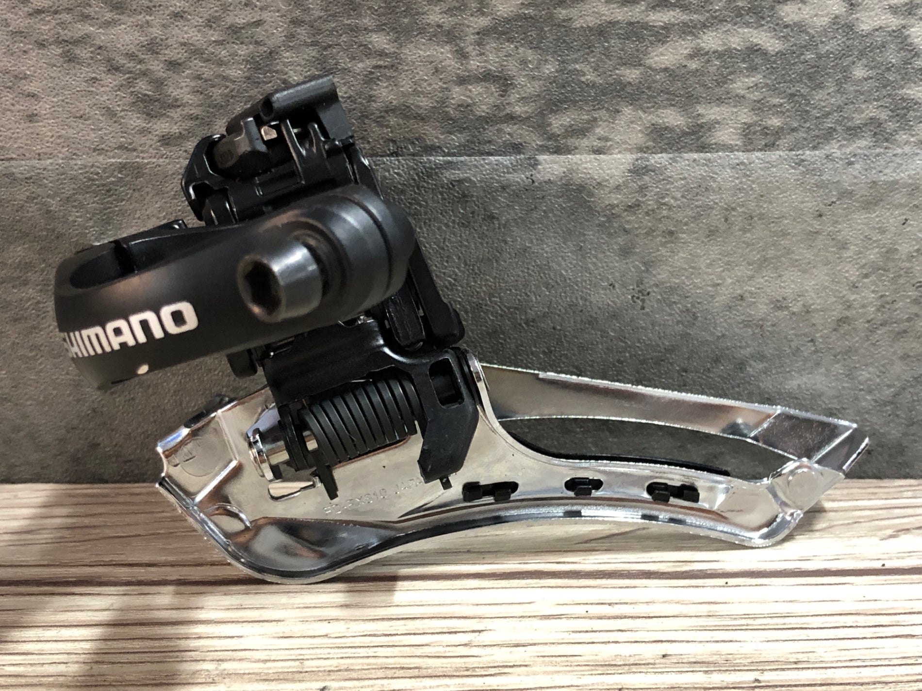 JM564 シマノ SHIMANO GRX FD-RX810 フロントディレイラー Φ31.8