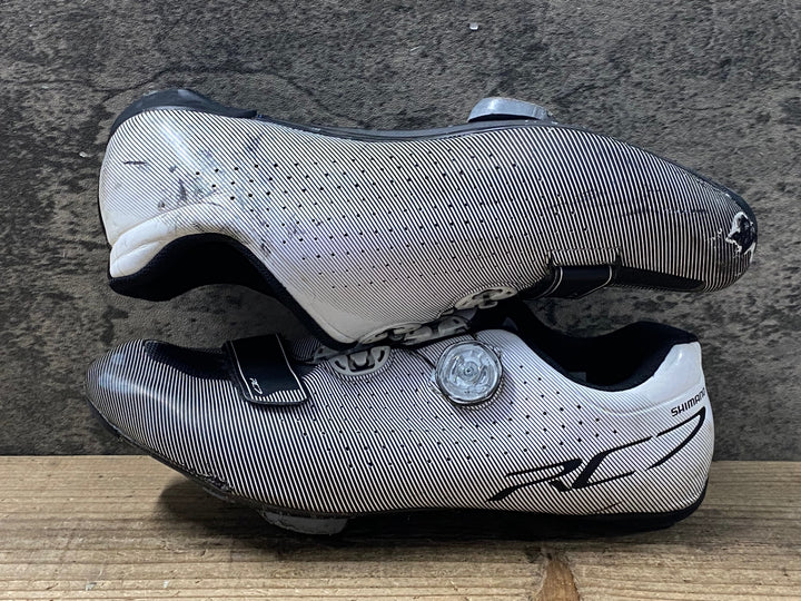 KP335 シマノ SHIMANO RC7 SH-RC700-E W ビンディングシューズ 3穴 EU42E WIDE ※傷