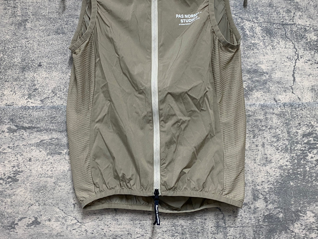 JY528 パスノーマルスタジオ PAS NORMAL STUDIOS Stow Away Gilet ジレ サイクルベスト ベージュ レディース S