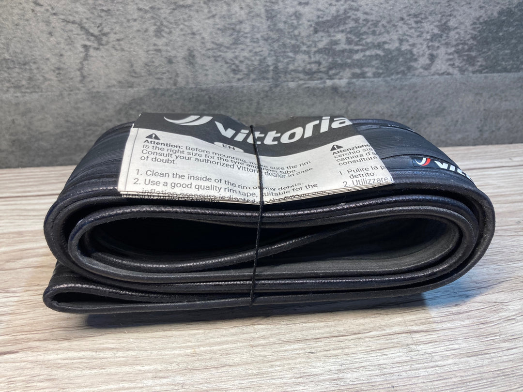 JK163 ヴィットリア vittoria コルサ CORSA GRAPHENE 2.0 チューブレスレディ タイヤ 700x25c 未使用